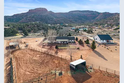 898 W Grand Canyon Dr, Kanab, UT 84741 - Photo 37
