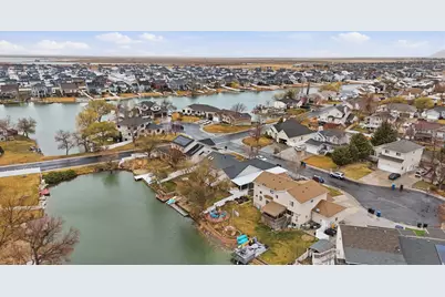 208 N Lakeview W, Stansbury Park, UT 84074 - Photo 37