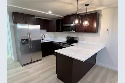 373 S 800 E, Springville, UT 84663 - Photo 3