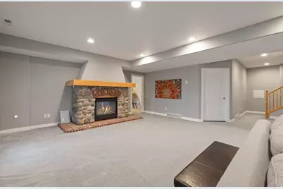 4488 Summerwood Dr, Bountiful, UT 84010 - Photo 33