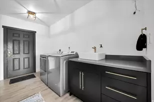 160 W 300 S, Fairview, UT 84629 - Photo 25