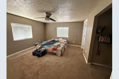 160 N 4900 W, Roosevelt, UT 84066 - Photo 9