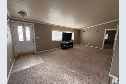 160 N 4900 W, Roosevelt, UT 84066 - Photo 5