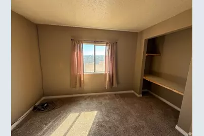 160 N 4900 W, Roosevelt, UT 84066 - Photo 17