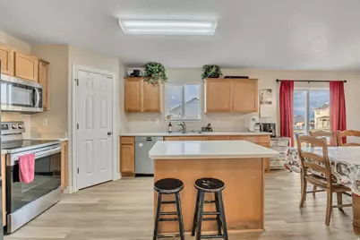 58 W Bermuda Dr, Saratoga Springs, UT 84045 - Photo 15