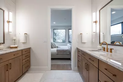 4451 S Holladay Park Ln E, Holladay, UT 84124 - Photo 25