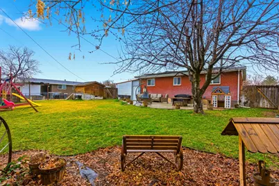 621 Paul Ave, Layton, UT 84041 - Photo 23