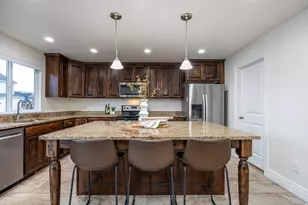 4842 N Goosefoot Dr, Eagle Mountain, UT 84005 - Photo 11