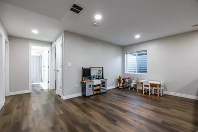 4842 N Goosefoot Dr, Eagle Mountain, UT 84005 - Photo 37