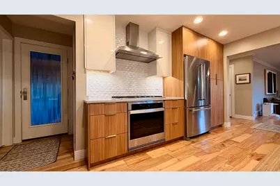 2284 S Brentwood Cir E, Salt Lake City, UT 84158 - Photo 9