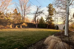 2284 S Brentwood Cir E, Salt Lake City, UT 84158 - Photo 31