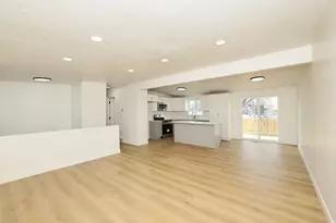 4738 S Meadow Wood Way, Taylorsville, UT 84129 - Photo 7