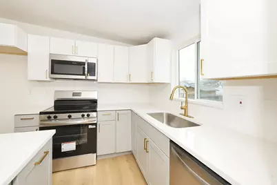 4738 Meadow Wood Way, Taylorsville, UT 84129 - Photo 11