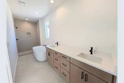 11318 S Silver Pond Dr W #319, South Jordan, UT 84009 - Photo 17