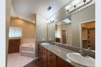 43 Hillsborough Dr, Pleasant View, UT 84414 - Photo 19