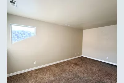 43 Hillsborough Dr, Pleasant View, UT 84414 - Photo 11