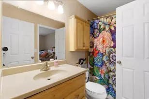 5622 S 2950 W, Roy, UT 84067 - Photo 13