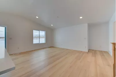 1863 N Mantle Way #403, Tooele, UT 84074 - Photo 9