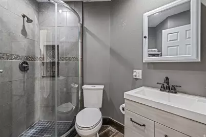 19 S 820 E, Tooele, UT 84074 - Photo 15