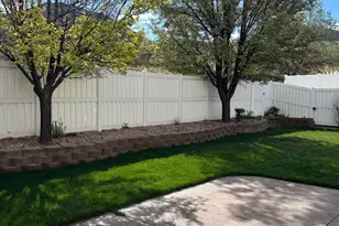 19 S 820 E, Tooele, UT 84074 - Photo 33