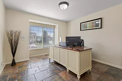 19 S 820 E, Tooele, UT 84074 - Photo 9