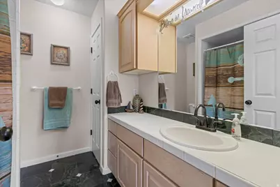 19 S 820 E, Tooele, UT 84074 - Photo 25