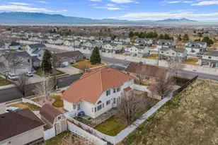 19 S 820 E, Tooele, UT 84074 - Photo 43