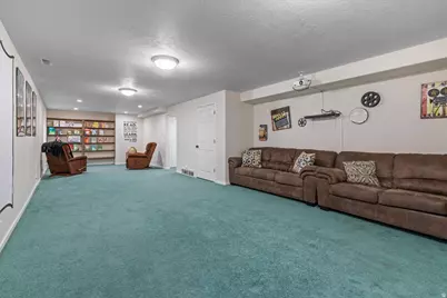 19 S 820 E, Tooele, UT 84074 - Photo 29