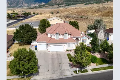 19 S 820 E, Tooele, UT 84074 - Photo 35