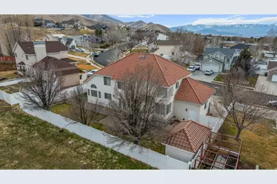 19 S 820 E, Tooele, UT 84074 - Photo 43