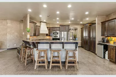 1045 W Sapphire, Diamond Valley, UT 84770 - Photo 17