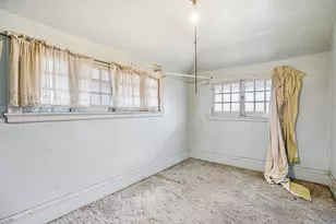 933 W Gentile St, Layton, UT 84041 - Photo 13