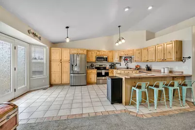 4637 W Moose Horn Ct, West Jordan, UT 84088 - Photo 7