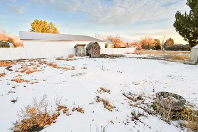274 N 300 W, Malad City, ID 83252 - Photo 19