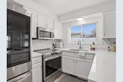 5908 S Jonquil Dr., Taylorsville, UT 84129 - Photo 9