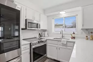 5908 S Jonquil Dr, Taylorsville, UT 84129 - Photo 9