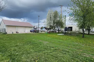 320 S State St, Preston, ID 83263 - Photo 17