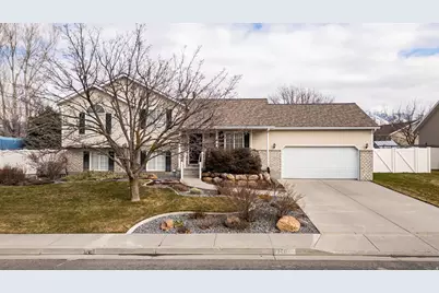 200 N 750 W, Hyrum, UT 84319 - Photo 33
