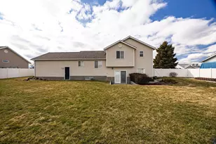 200 N 750 W, Hyrum, UT 84319 - Photo 7
