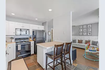 1137 E Holmes Ln S, Layton, UT 84041 - Photo 9