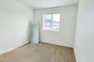 305 E Serenity Ave, Tooele, UT 84074 - Photo 15