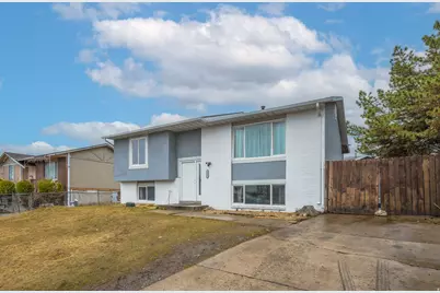 5481 W Heath Ave, Kearns, UT 84118 - Photo 3