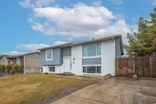 5481 W Heath Ave, Kearns, UT 84118 - Photo 3