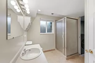 5496 S Bastile Dr W, Taylorsville, UT 84129 - Photo 31