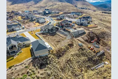 7032 W Echo Bluff Dr, Herriman, UT 84096 - Photo 43