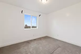 310 W Pear St, Grantsville, UT 84029 - Photo 19