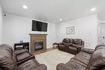 2287 S 2060 W, Woods Cross, UT 84087 - Photo 7