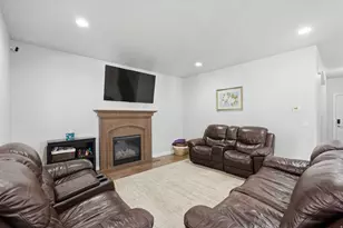 2287 S 2060 W, Woods Cross, UT 84087 - Photo 7