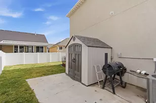 2287 S 2060 W, Woods Cross, UT 84087 - Photo 31