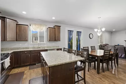 2287 S 2060 W, Woods Cross, UT 84087 - Photo 9